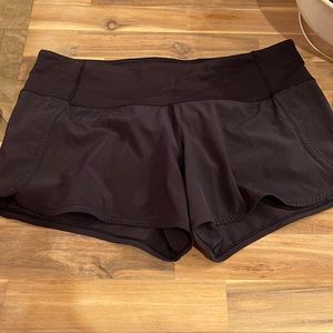 Lululemon speed up 4” mid rise shorts